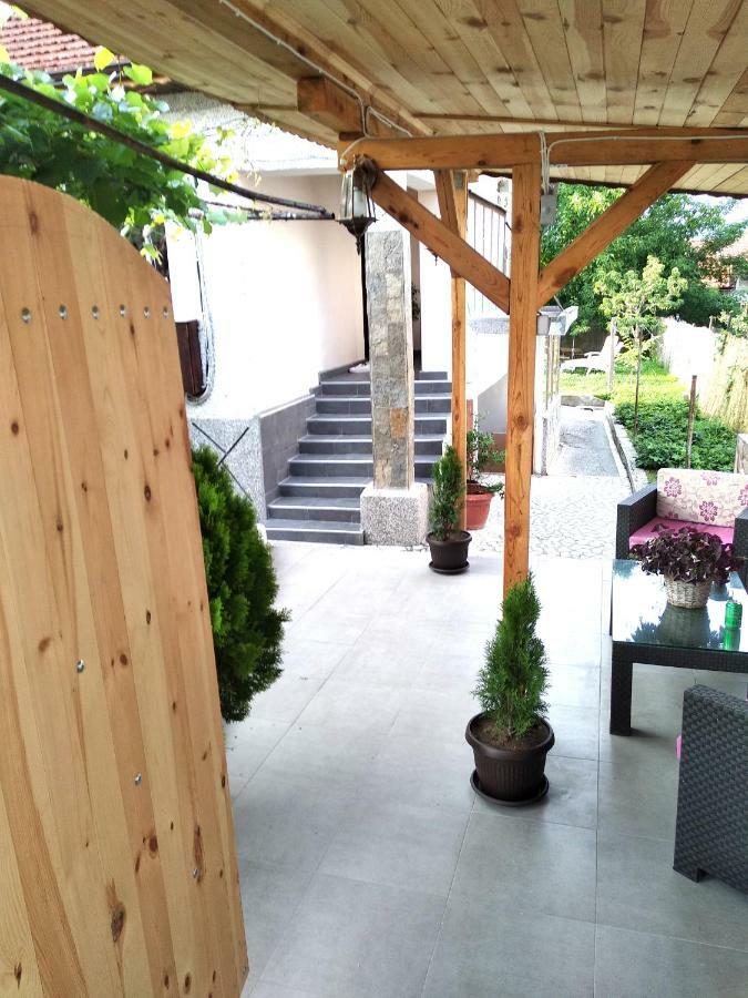 Къща Карби Kŭrdzhali Exteriör bild