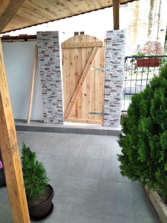 Къща Карби Kŭrdzhali Exteriör bild
